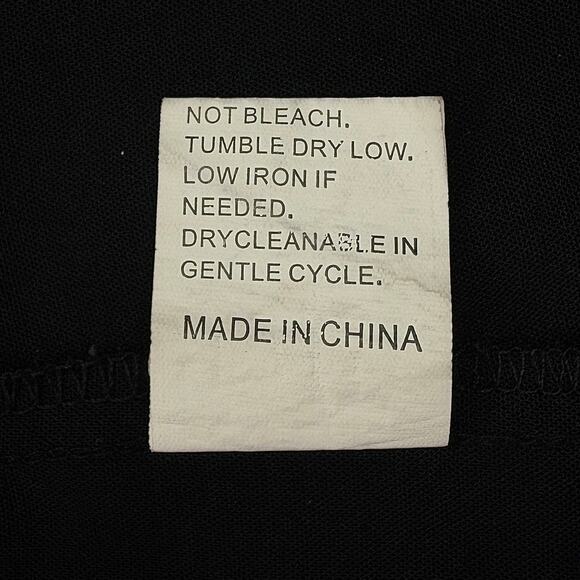 Dreimp Womens Black Button Down Shirt Size Medium Preppy Minimalist Classic - Picture 8 of 9